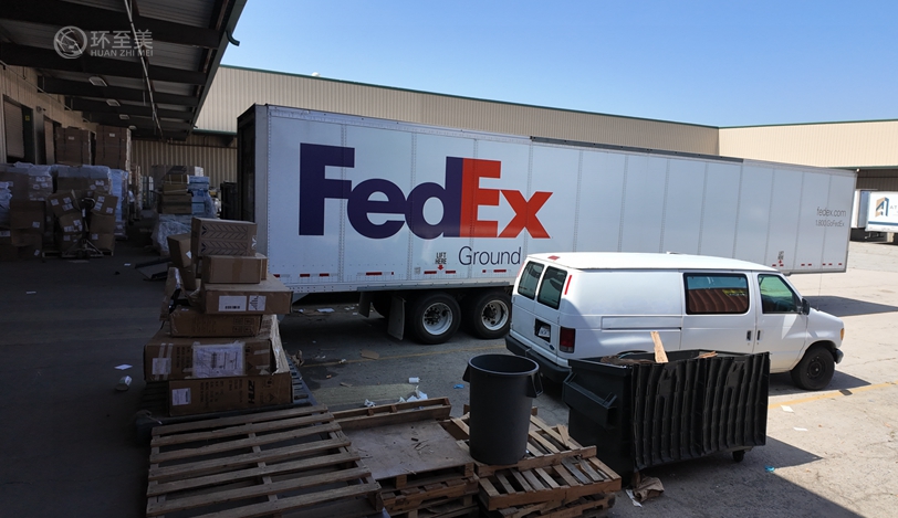 UPS/FedEx/USPS派送費(fèi)用對比：哪家更劃算？